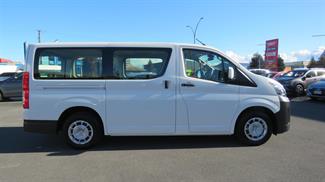 2024 Toyota Hiace - Thumbnail