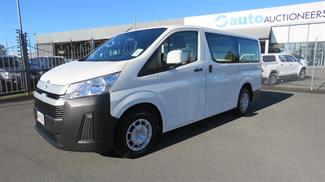 2024 Toyota Hiace - Thumbnail