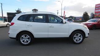 2011 Hyundai Santa Fe - Thumbnail