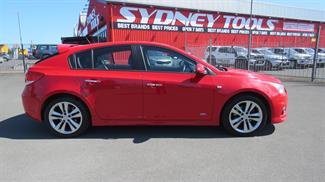 2015 Holden Cruze - Thumbnail