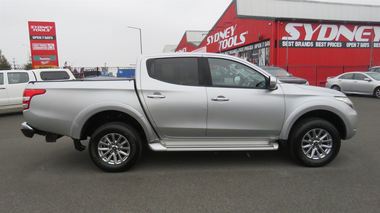 2017 Mitsubishi Triton