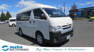 2019 Toyota Hiace - Thumbnail