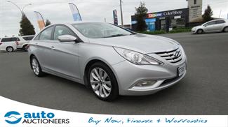 2011 Hyundai I45 - Thumbnail