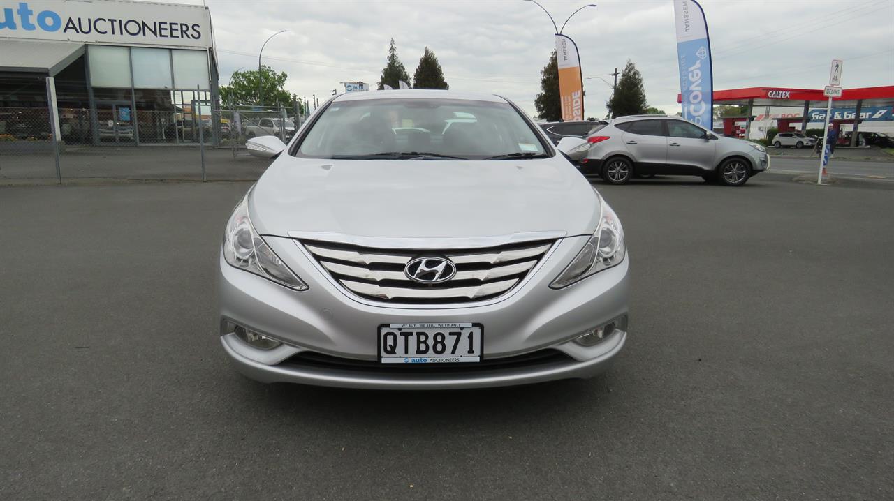 2011 Hyundai I45