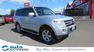 2008 Mitsubishi Pajero - Thumbnail