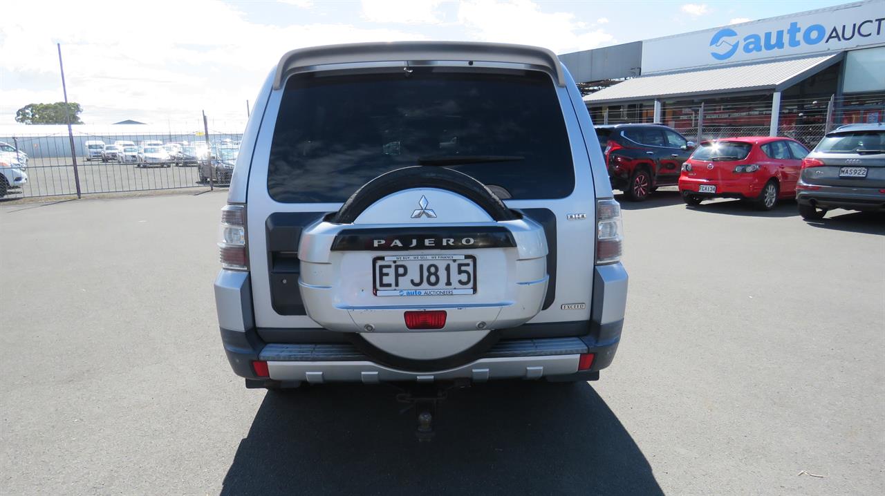 2008 Mitsubishi Pajero