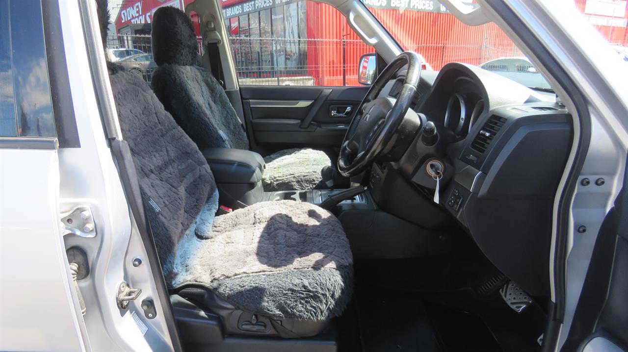 2008 Mitsubishi Pajero