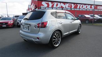 2008 Nissan Dualis - Thumbnail