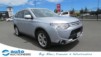 2014 Mitsubishi Outlander - Thumbnail