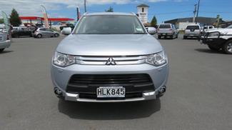 2014 Mitsubishi Outlander - Thumbnail