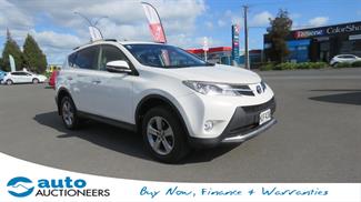 2015 Toyota RAV4 - Thumbnail