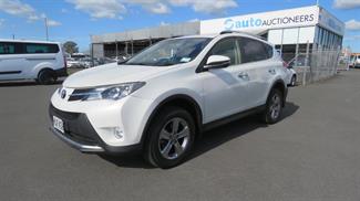 2015 Toyota RAV4 - Thumbnail