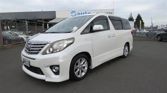 2012 Toyota Alphard - Thumbnail