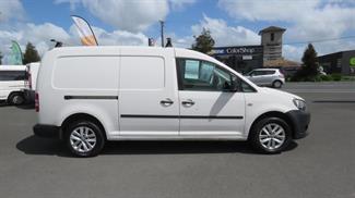 2011 Volkswagen Caddy - Thumbnail