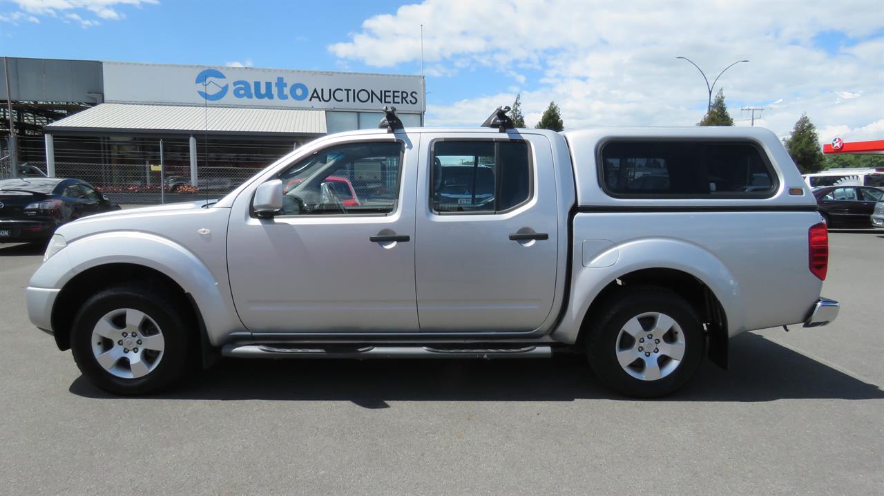 2015 Nissan Navara