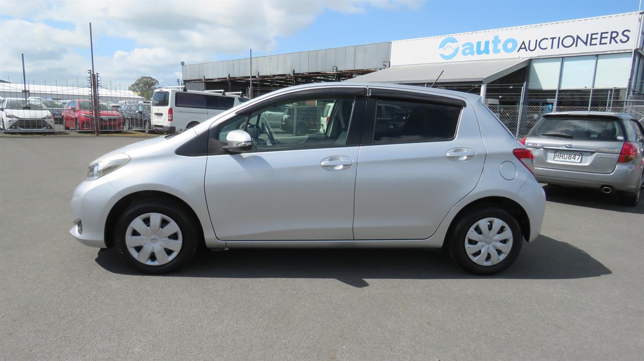 2012 Toyota Vitz