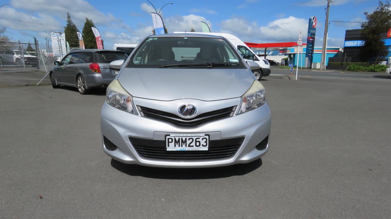 2012 Toyota Vitz