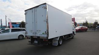 2015 Mitsubishi Fuso - Thumbnail