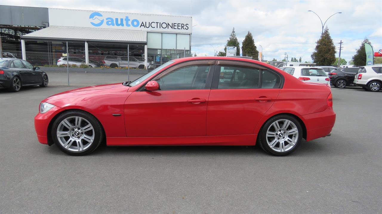 2006 BMW 320i