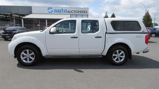 2012 Nissan Navara - Thumbnail