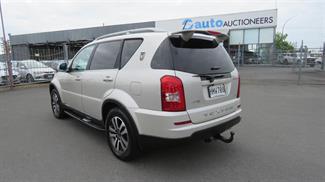 2014 Ssangyong Rexton - Thumbnail