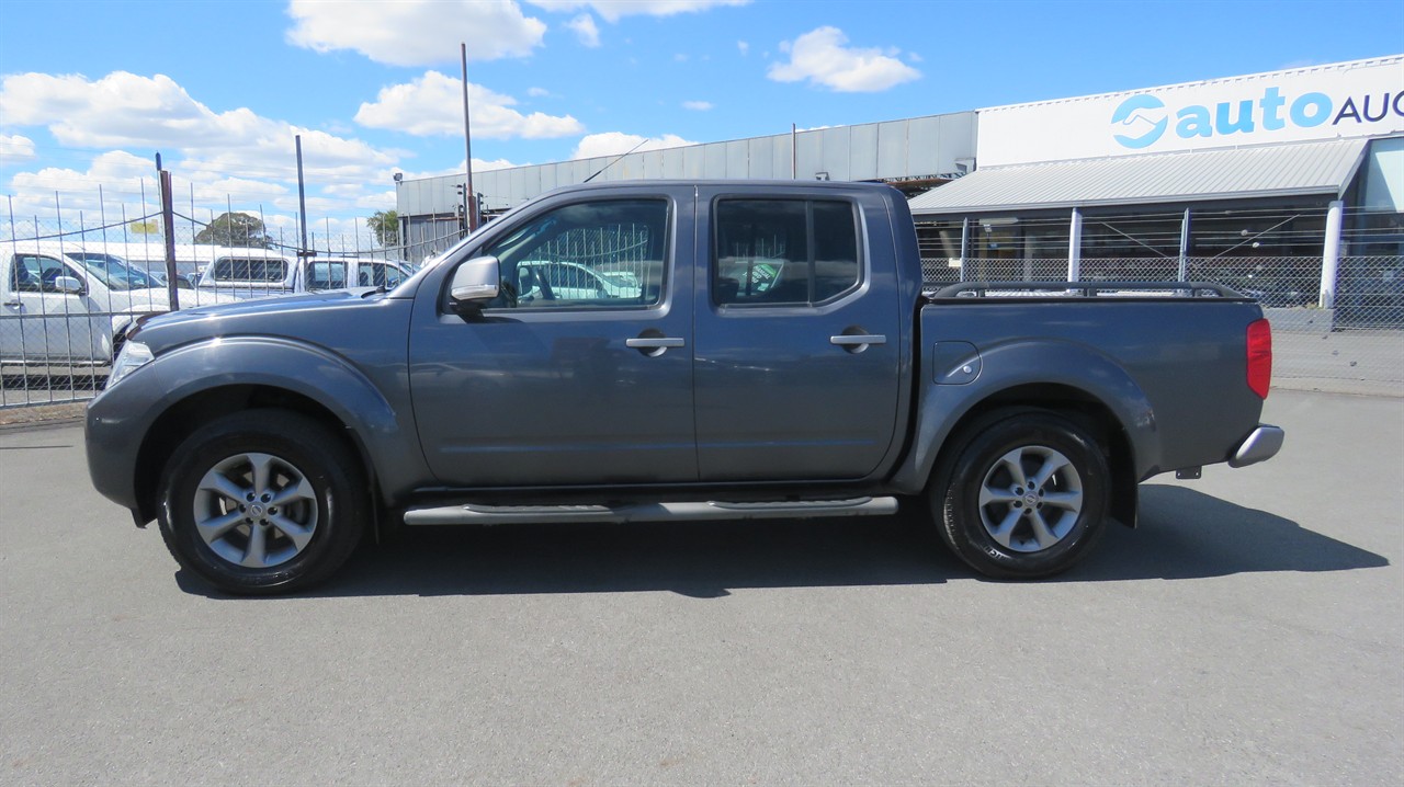 2015 Nissan Navara