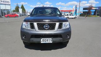 2015 Nissan Navara - Thumbnail