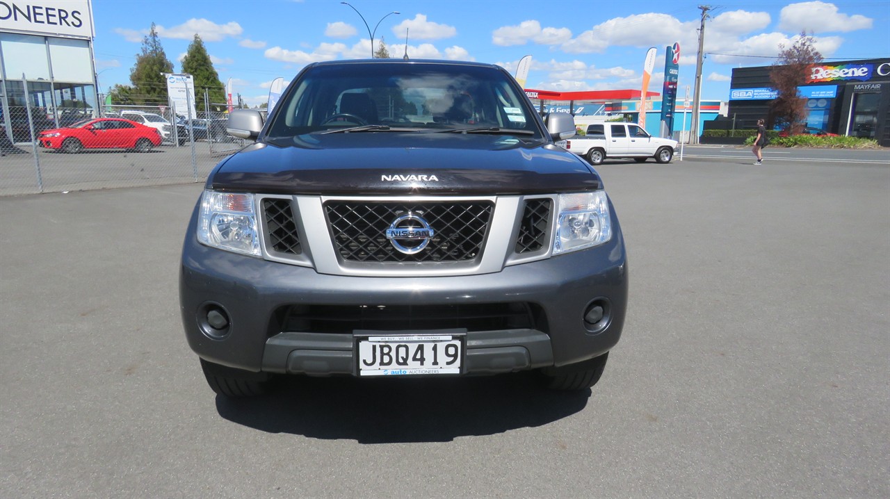 2015 Nissan Navara