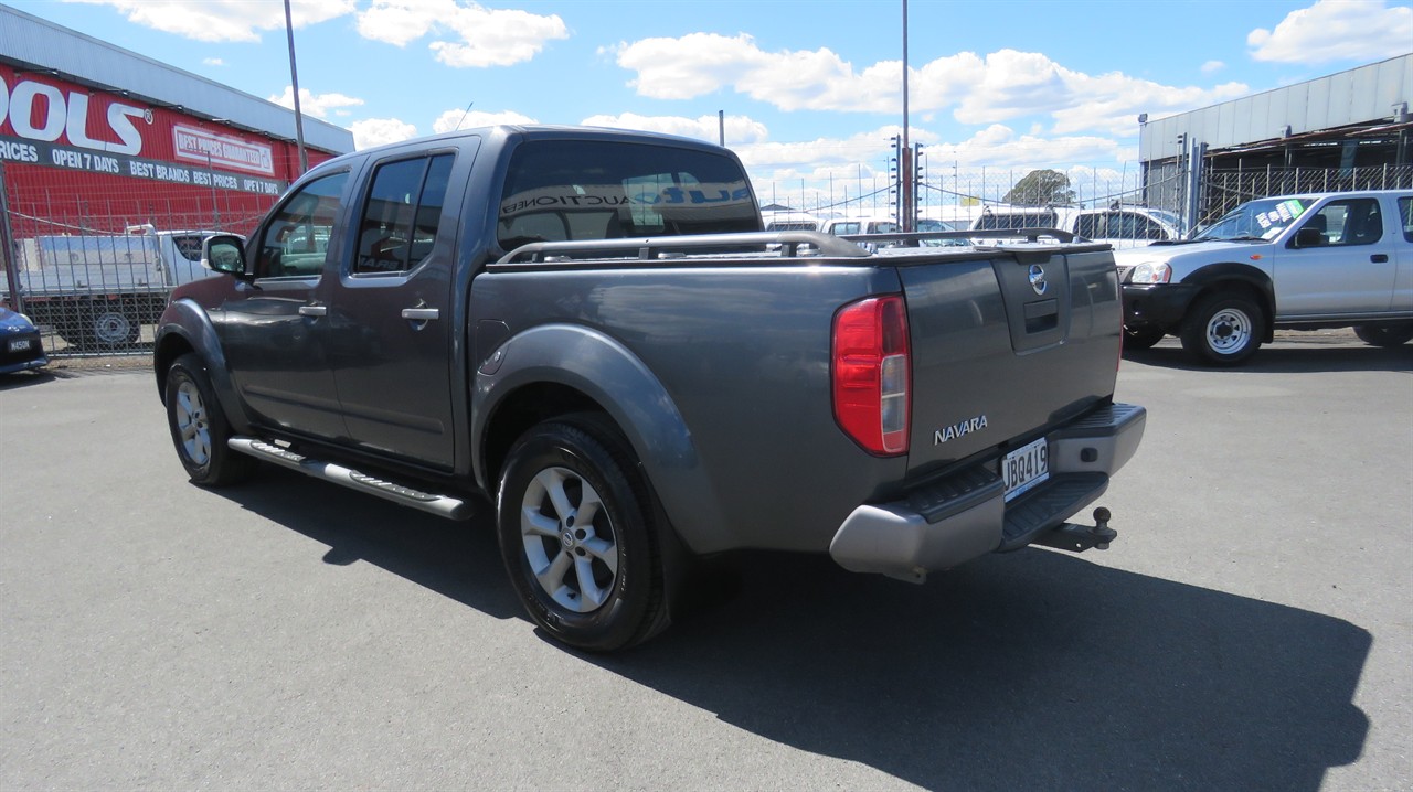 2015 Nissan Navara