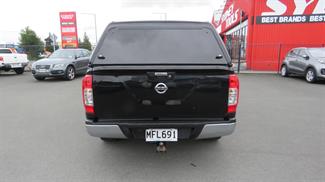 2015 Nissan Navara - Thumbnail