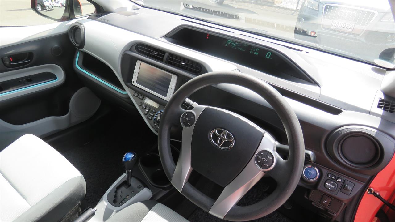 2013 Toyota Aqua