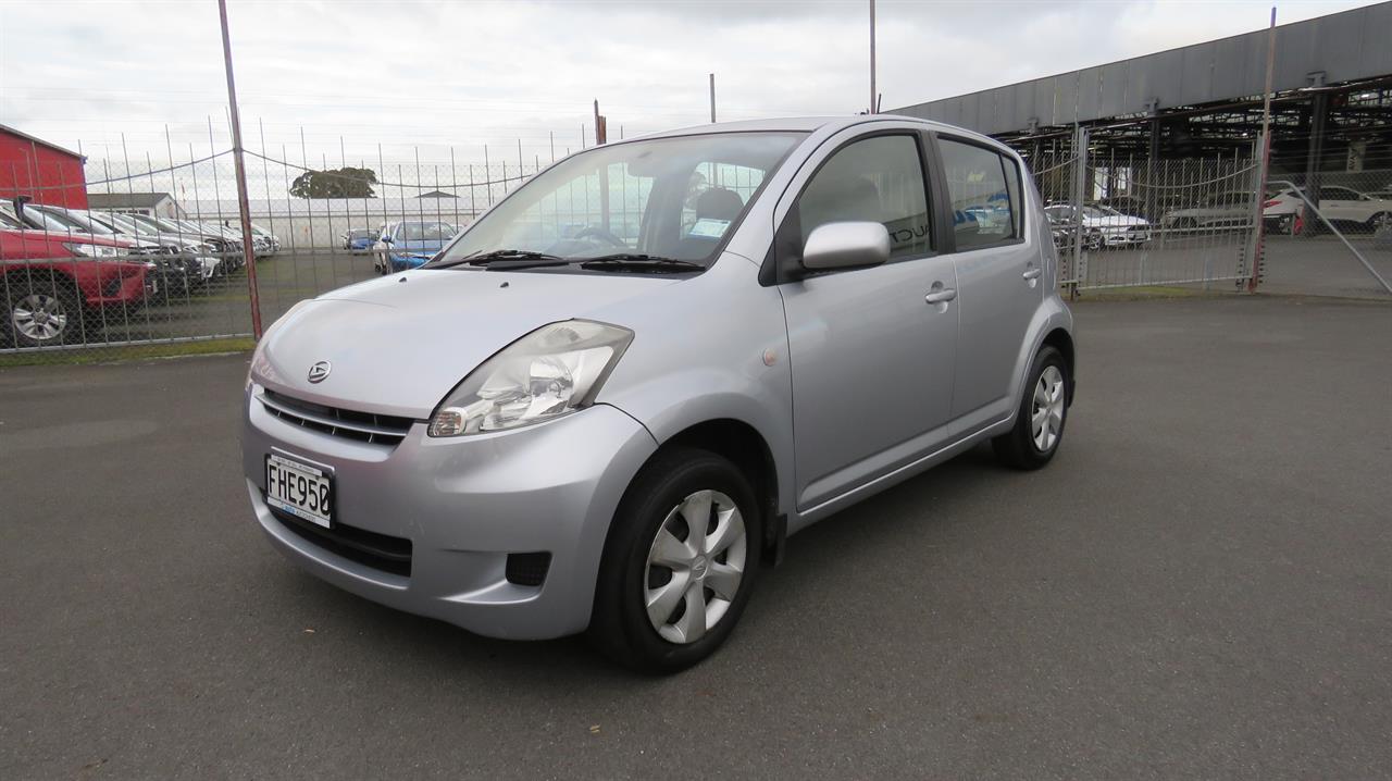 2010 Daihatsu Sirion