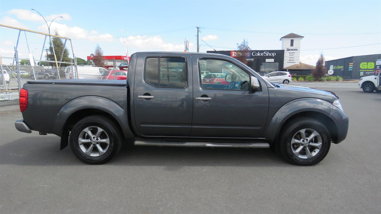 2015 Nissan Navara