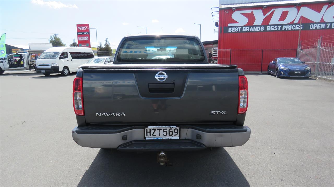 2015 Nissan Navara