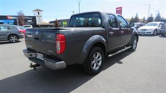 2015 Nissan Navara - Thumbnail