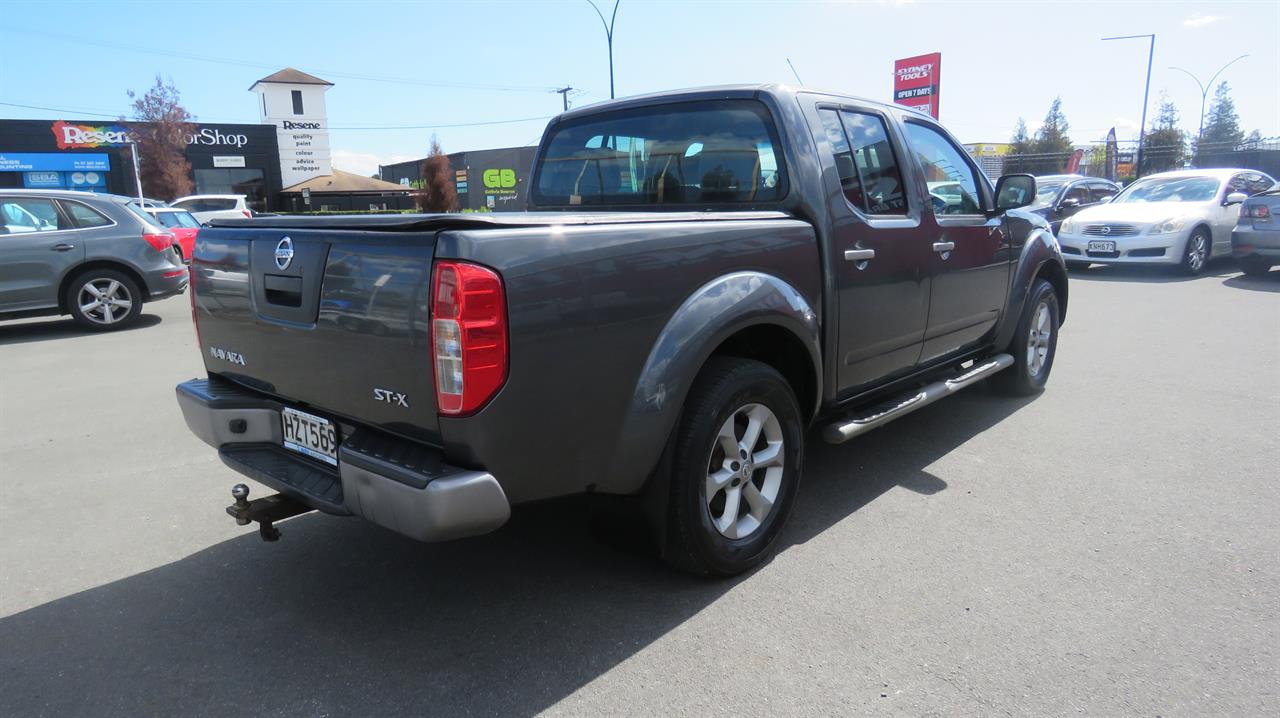 2015 Nissan Navara