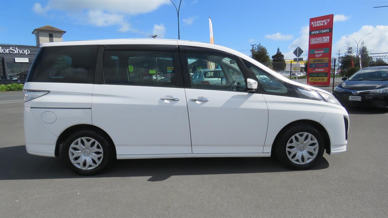 2011 Mazda Biante