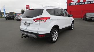 2015 Ford Kuga - Thumbnail