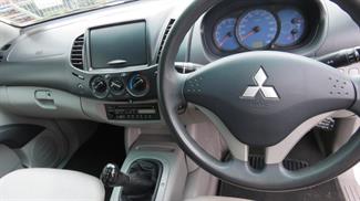 2008 Mitsubishi Triton - Thumbnail