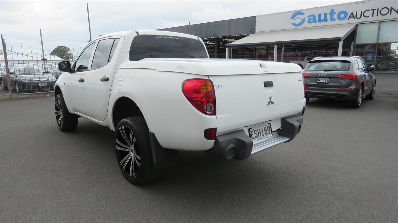 2008 Mitsubishi Triton