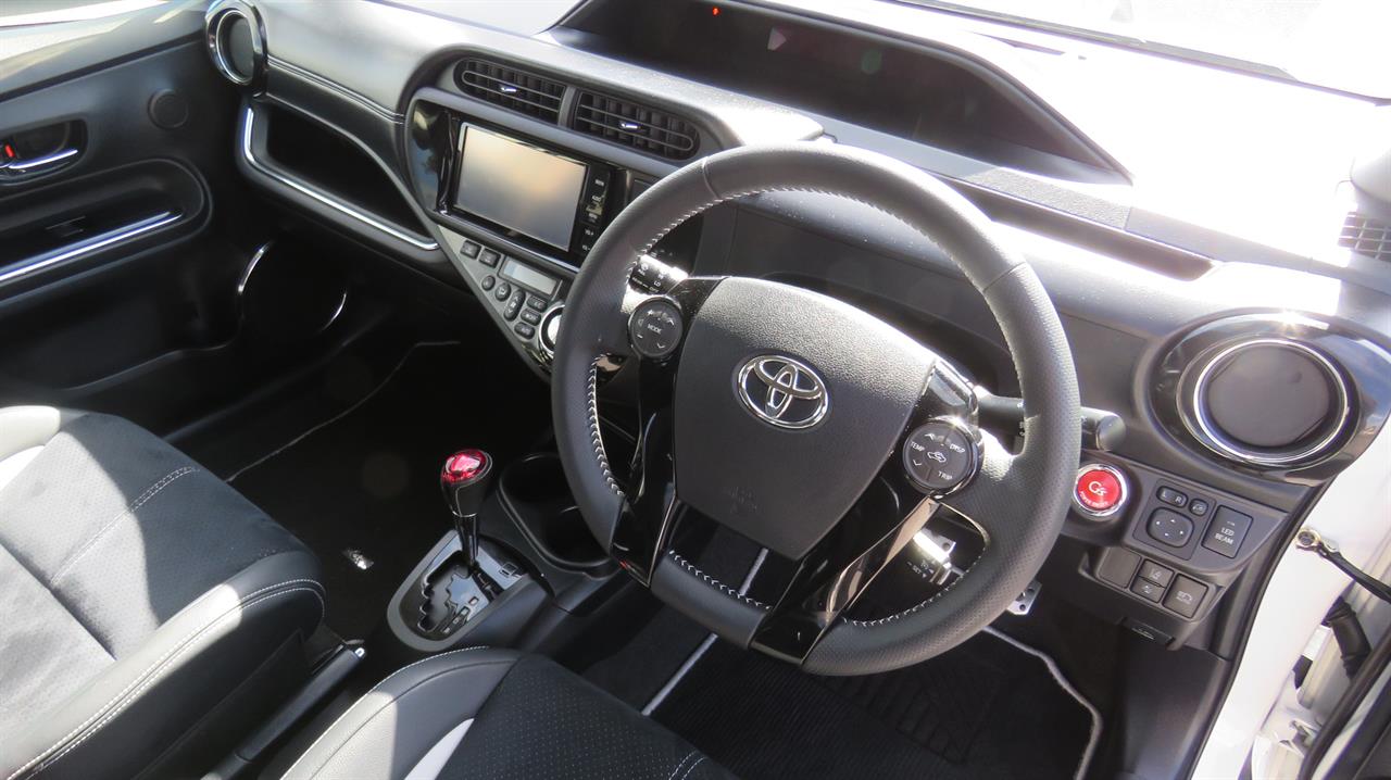 2016 Toyota Aqua