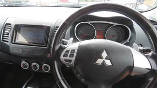 2009 Mitsubishi Outlander - Thumbnail