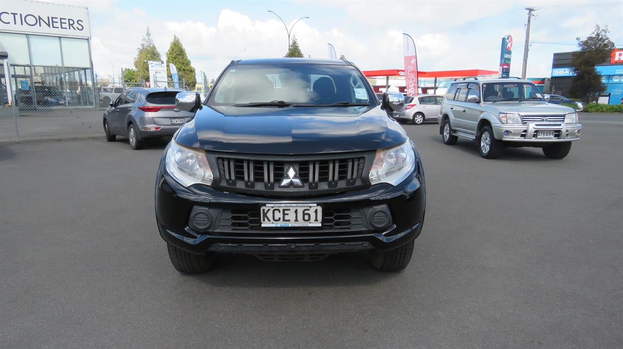 2016 Mitsubishi Triton