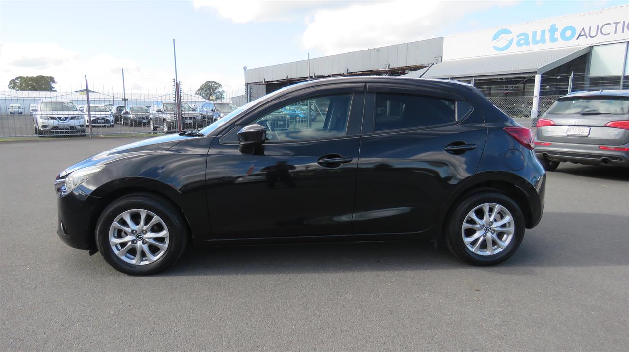 2015 Mazda Demio