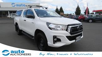 2019 Toyota Hilux - Thumbnail