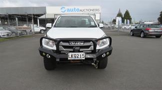 2018 Isuzu D-Max - Thumbnail