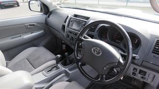 2010 Toyota Hilux - Thumbnail