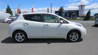 2012 Nissan Leaf - Thumbnail