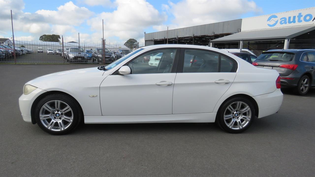 2006 BMW 325i