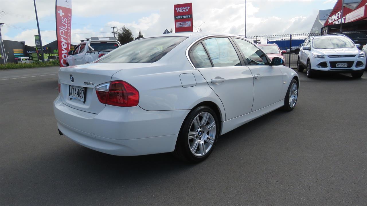 2006 BMW 325i